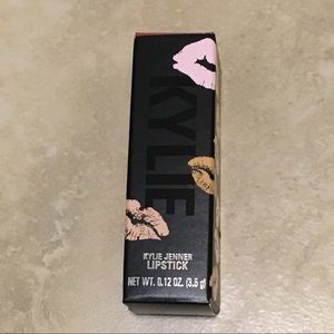 New Kylie Jenner Lipstick Dulce De Leche  Full Size!
